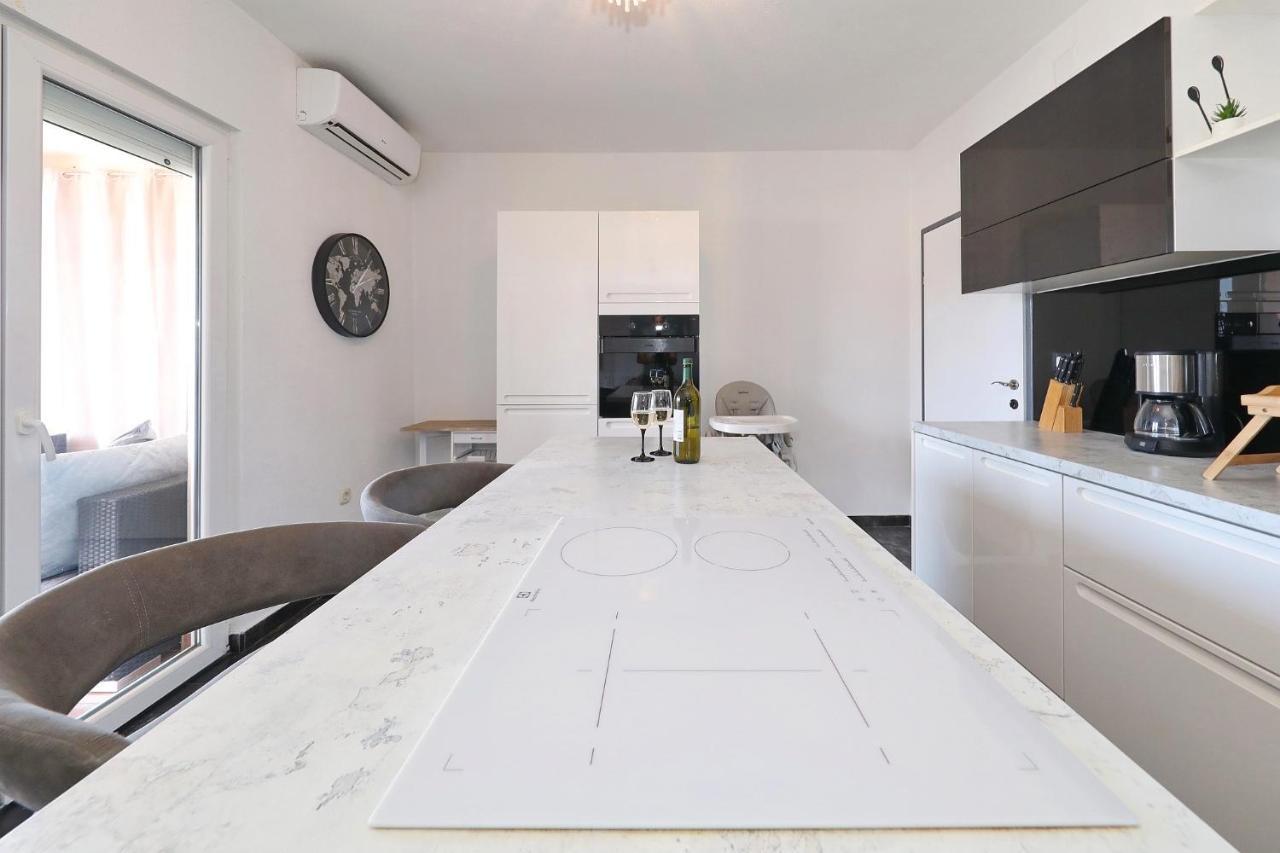 Apartman Nika Sa Jacuzzijem Zadar Exteriér fotografie